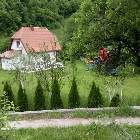 Cottage Forest Stream Visoko Exterior photo